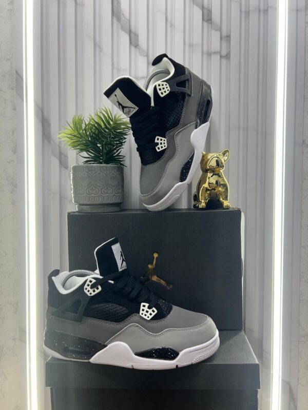 nike-retro-vary-shoes-4