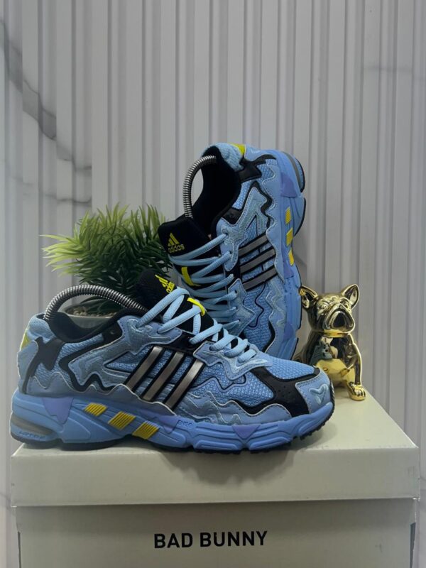 badbunny-paso fino-azul