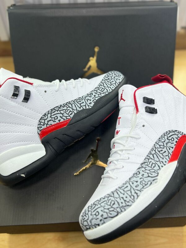 jordan-retro-12