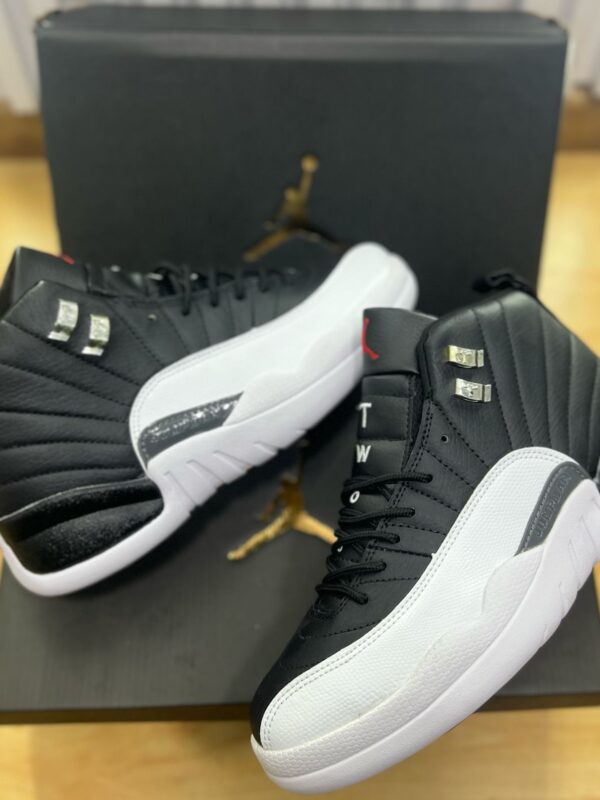 jordan-retro-12-blanco-negro