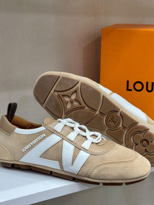 Louis Vuitton Escarina